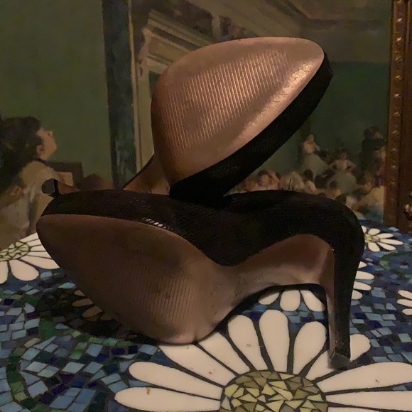 BCBG black pumps - Picture 4 of 5